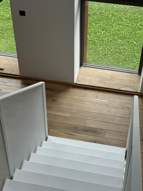 Huot Metallerie -Escalier blanc - Château Lambert