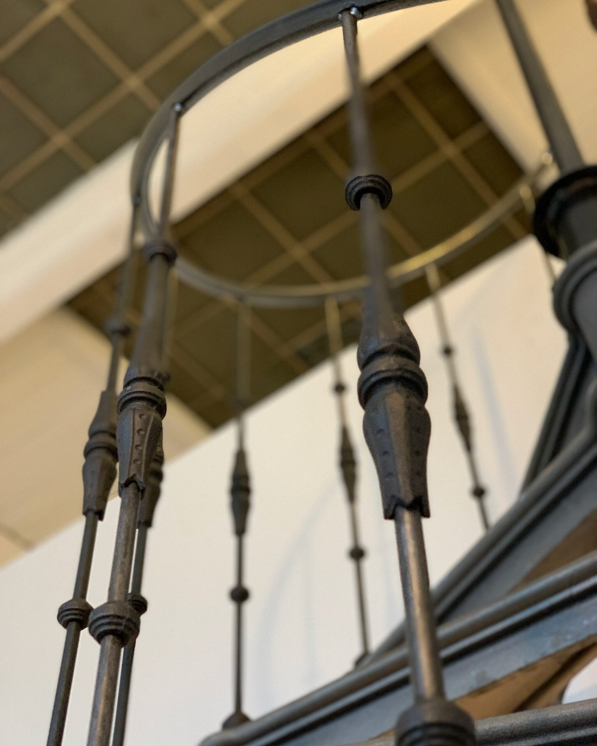 Created with RNI Films app. Profile 'None' Huot Metallerie